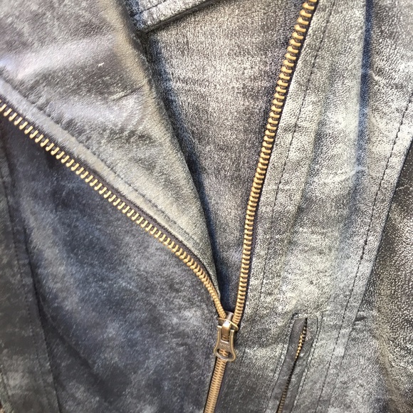 Guess Gray Studded Distressed Lambskin Jacket - Picture 7 of 8